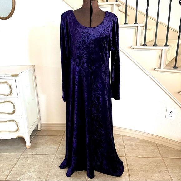 All that Jazz Dresses & Skirts - Vtg 90s All That Jazz Sz L Crushed Velvet Maxi Dress Witchy Grunge Purple Gothic